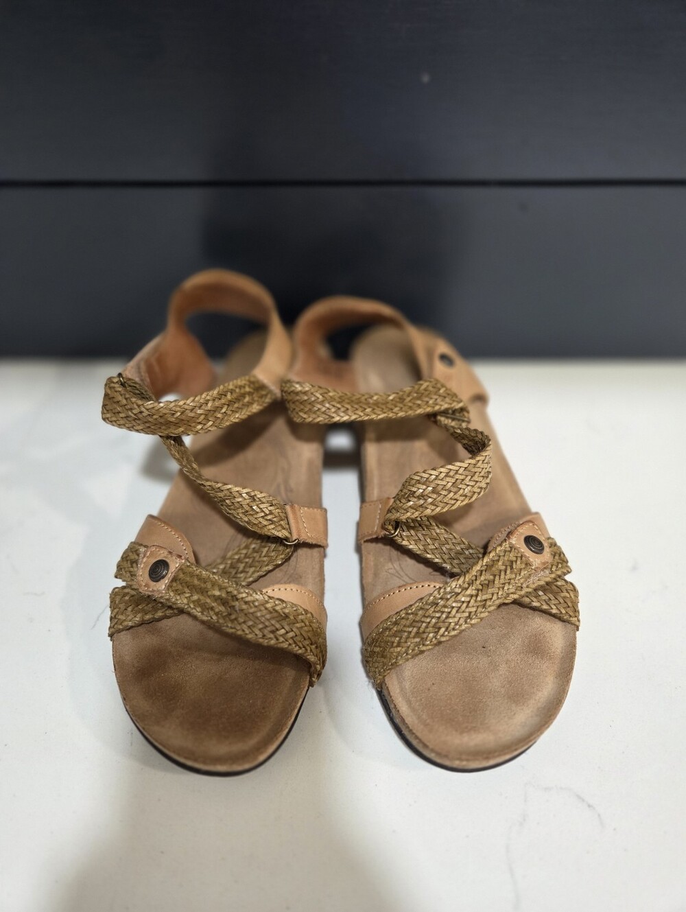 Taos Trulie Braided Strap Comfort Sandals In Camel Arch Support Size 10 - Picture 5 of 10
